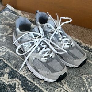 New Balance 530 Sneakers